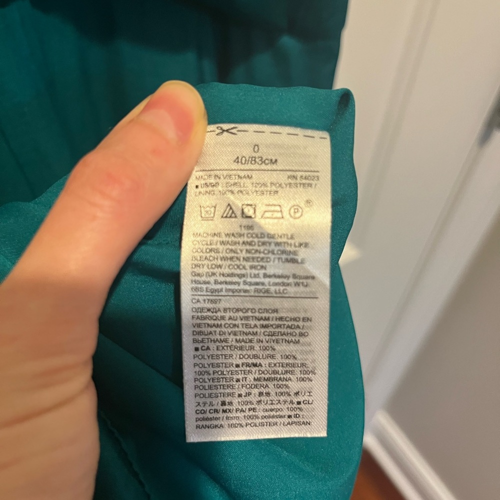 Banana Republic emerald wrap silky dress - Picture 7 of 9